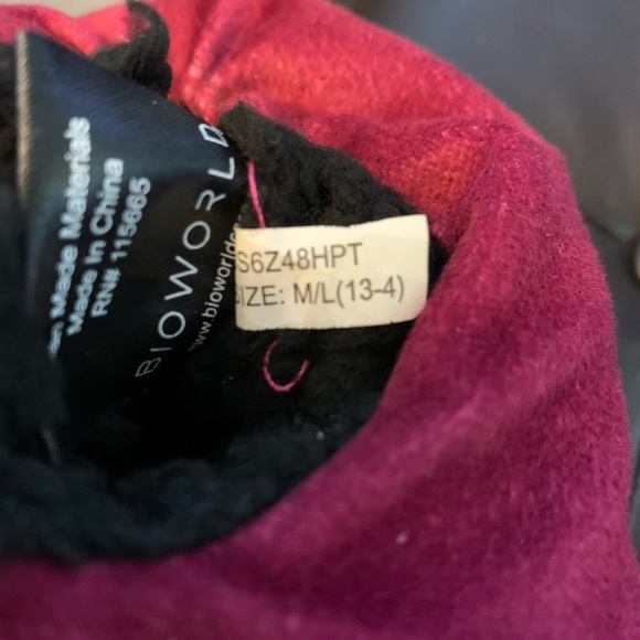 Harry Potter Hogwarts Kids Slipper Socks - Picture 5 of 6